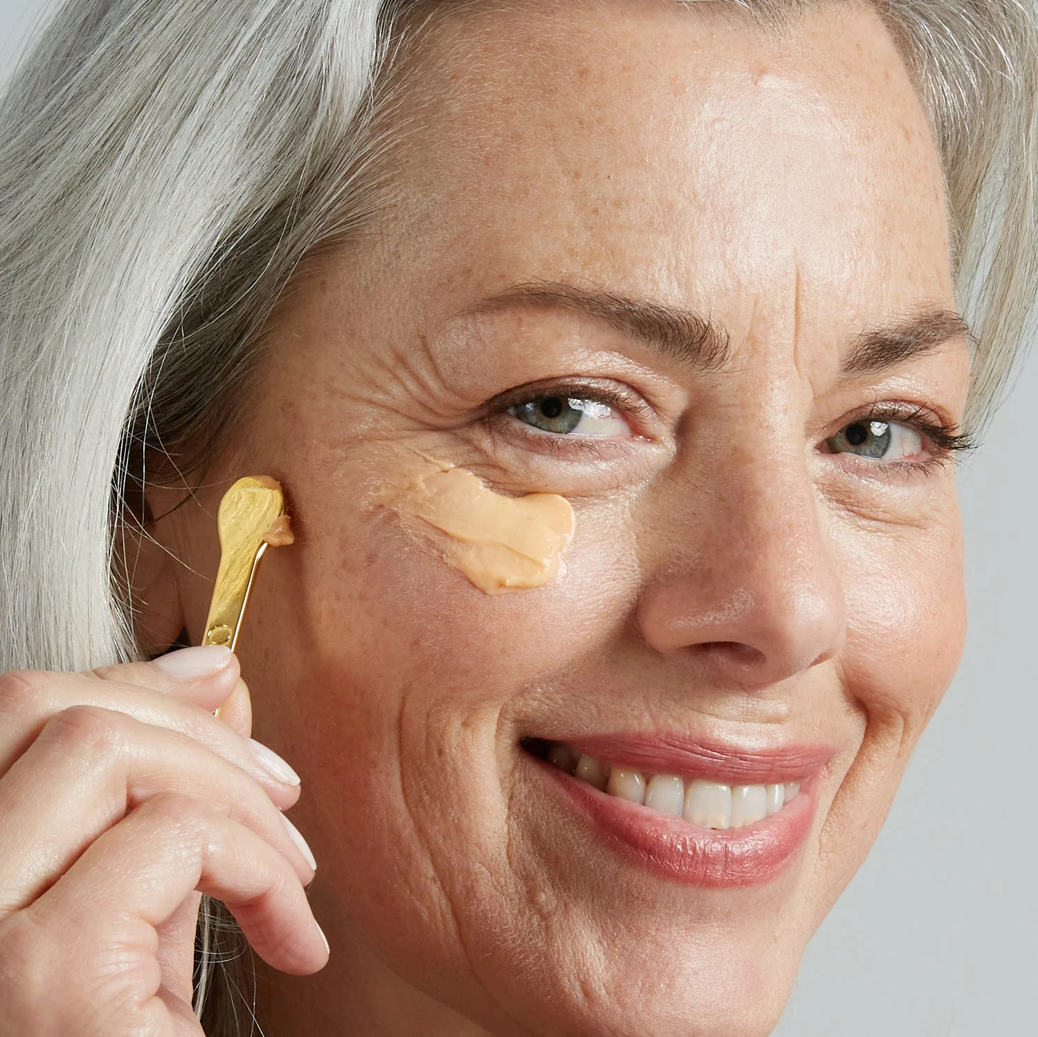 Brightening Botanical Eye Balm* - Image 5