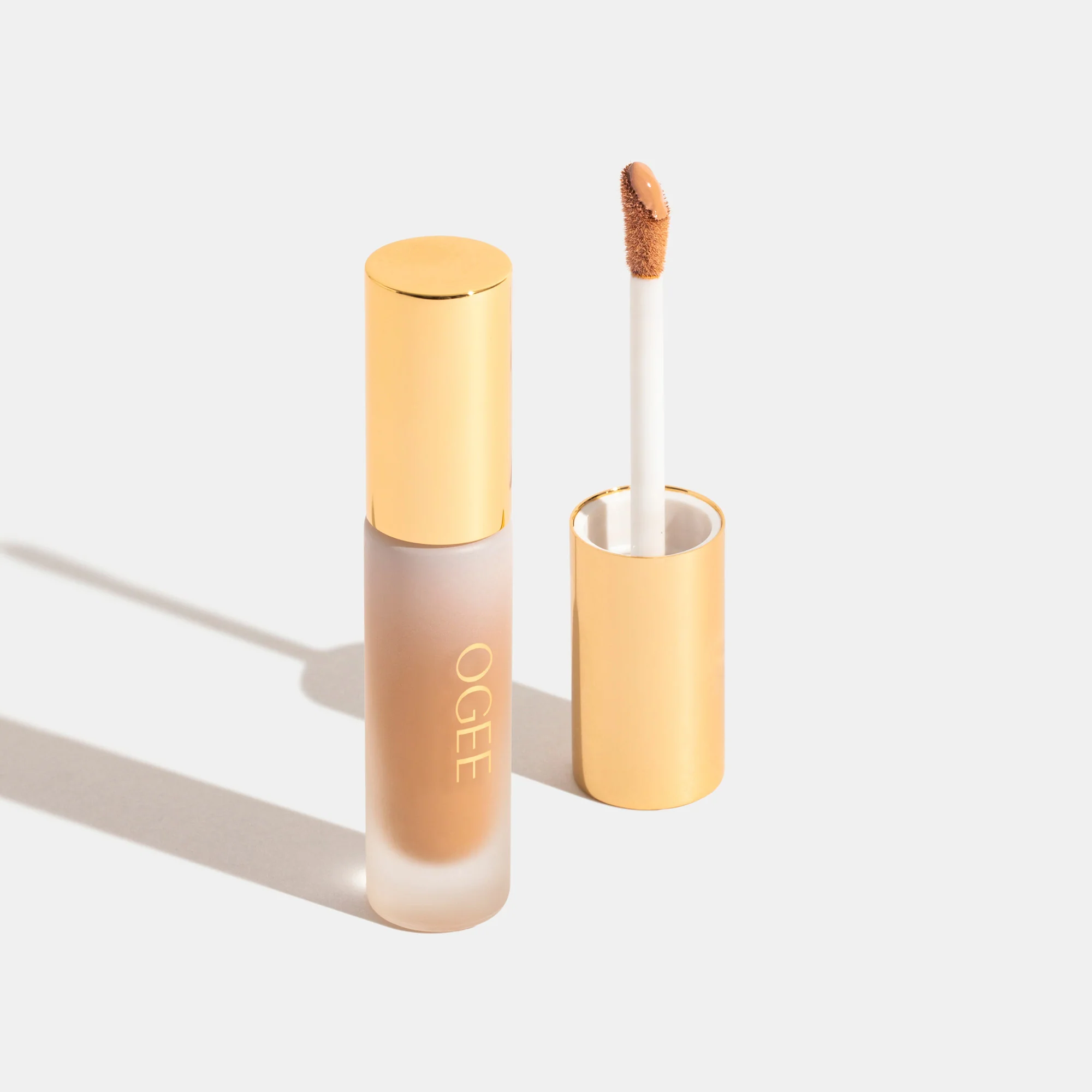 Complexion Perfecting Concealer - Image 195