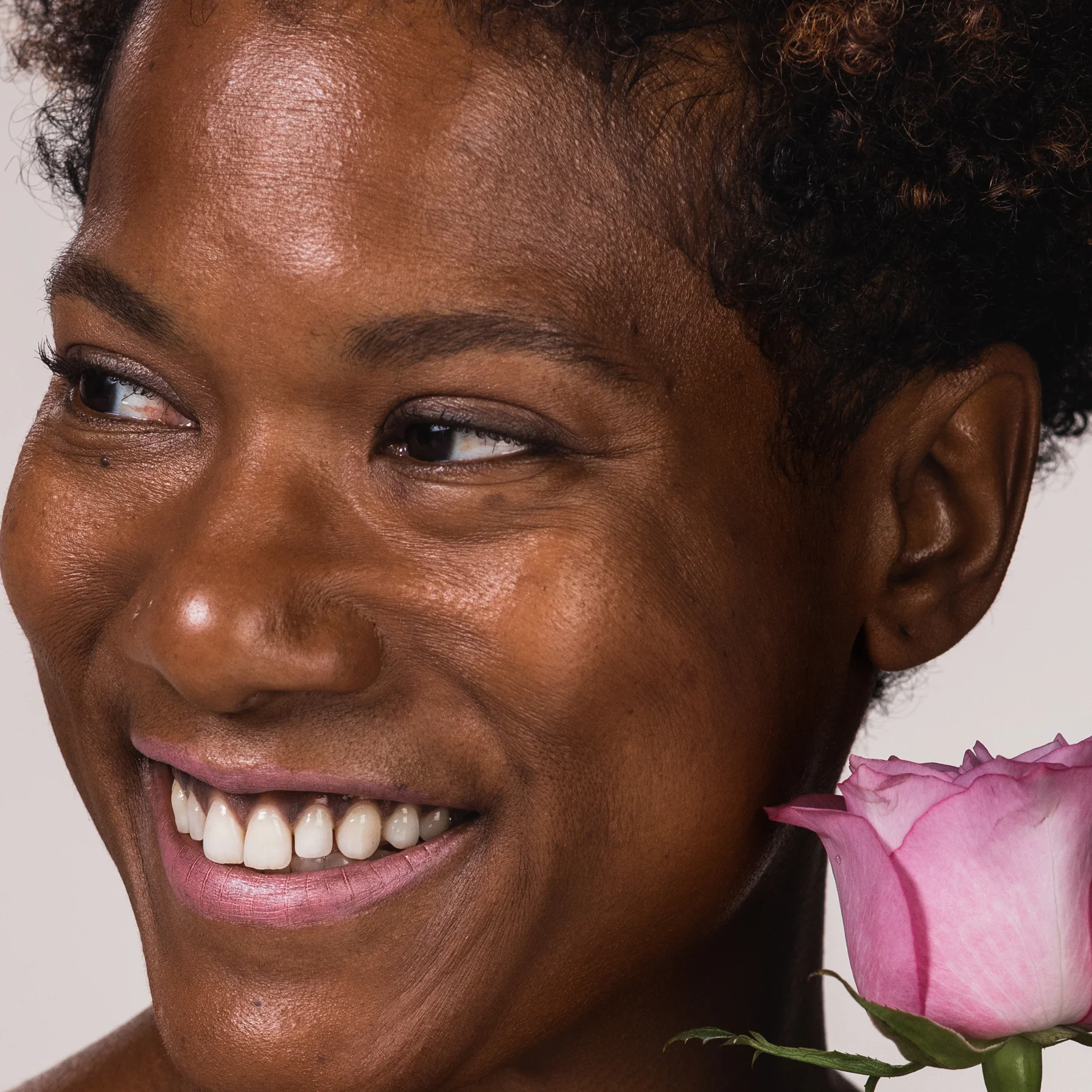 Full Bloom Sculpted Lipstick - Image 198